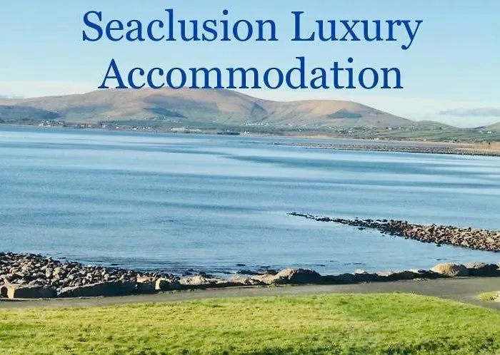 Seaclusion Luxury Guest Bed & Breakfast Waterville